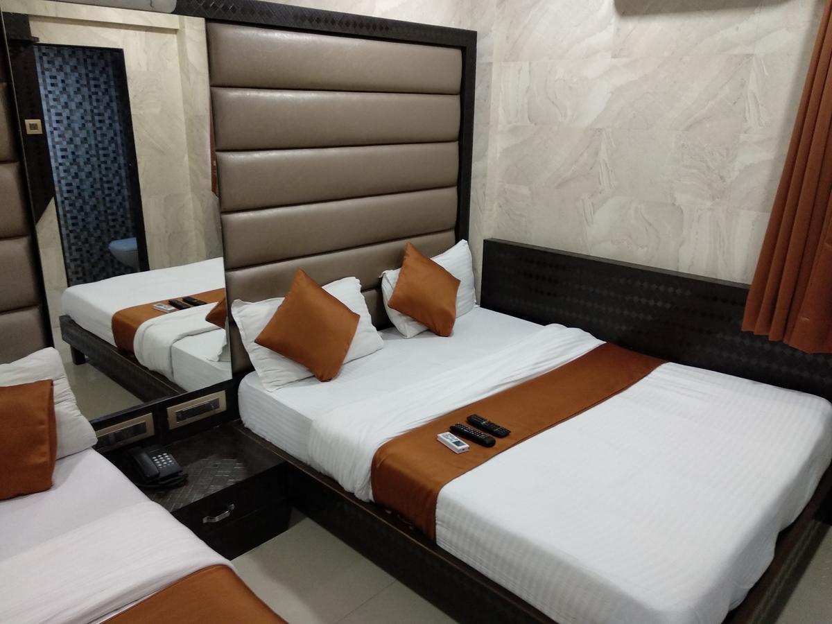 Hotel Karishma Bombaj Zewnętrze zdjęcie